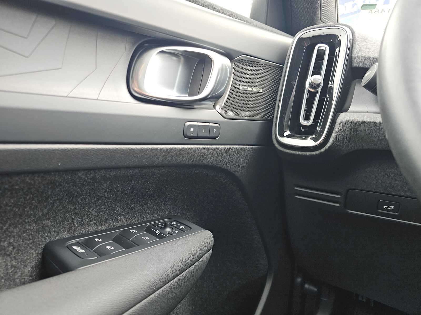 2023 Volvo C40 Recharge Pure Electric Ultimate
