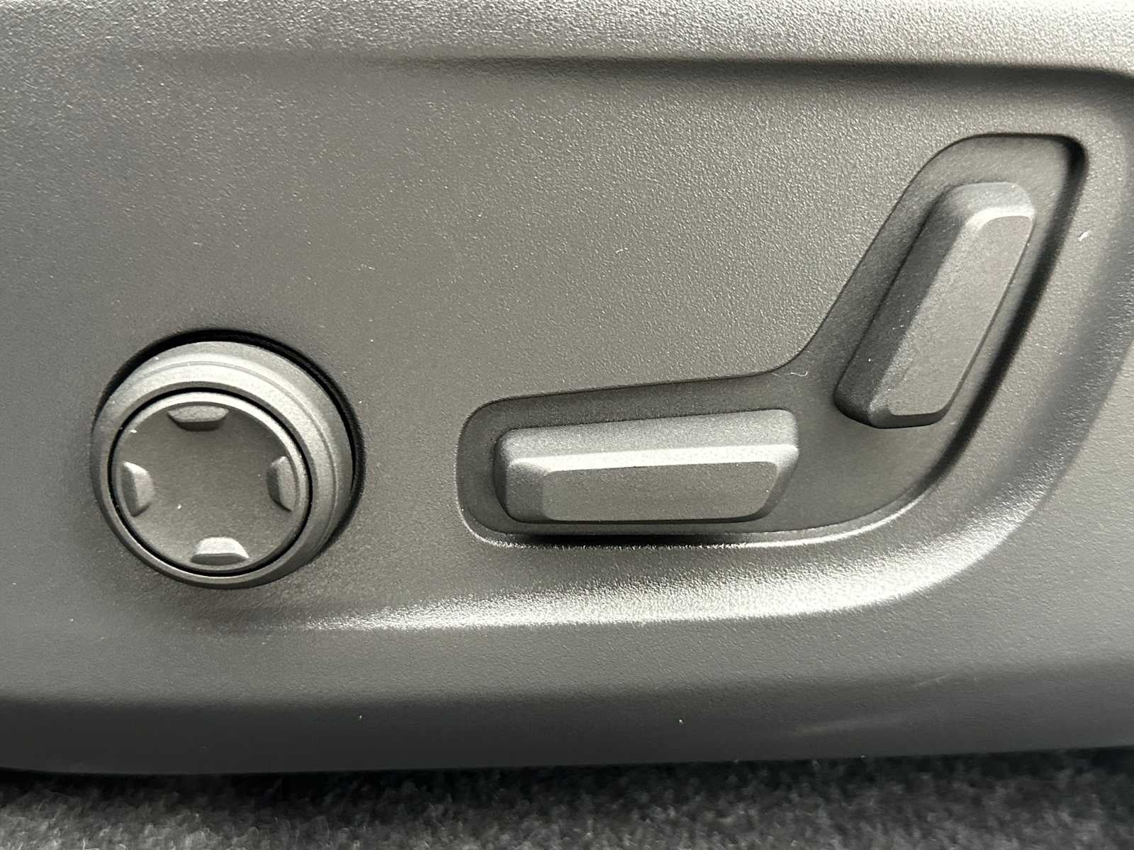 2023 Volvo C40 Recharge Pure Electric Ultimate