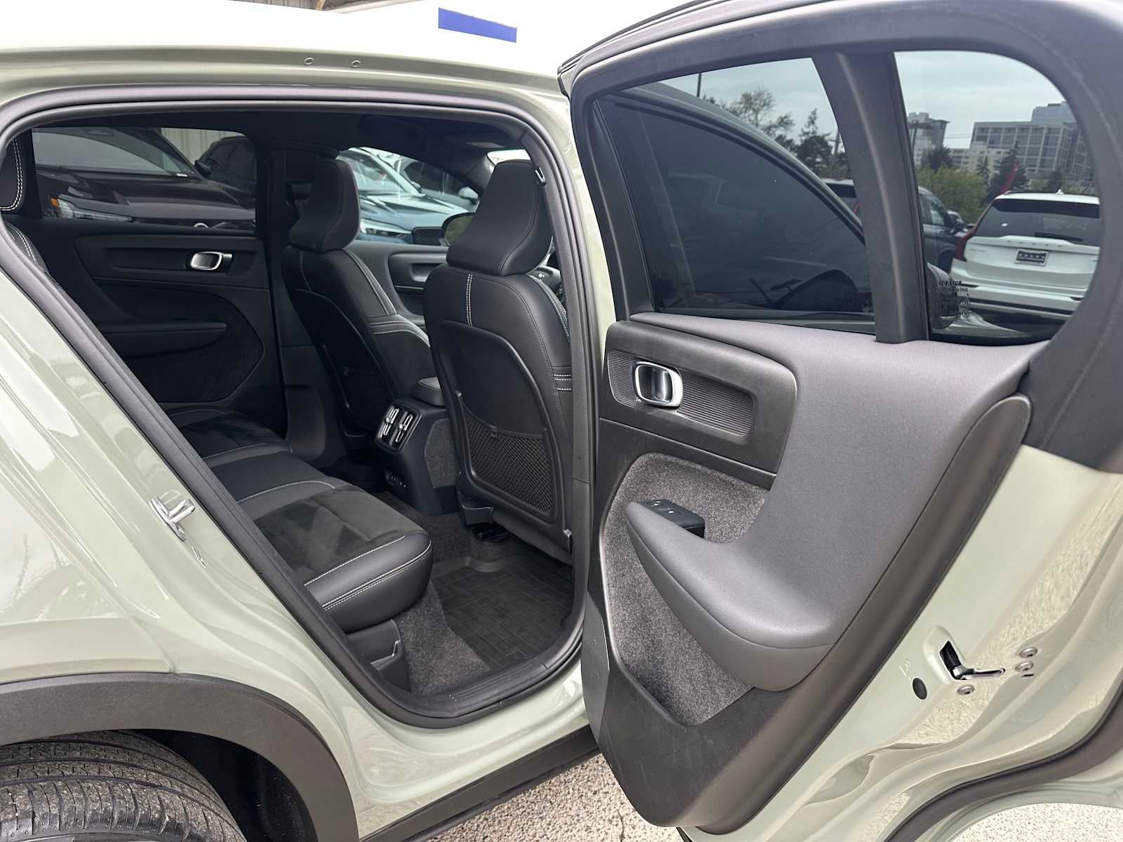2023 Volvo C40 Recharge Pure Electric Ultimate