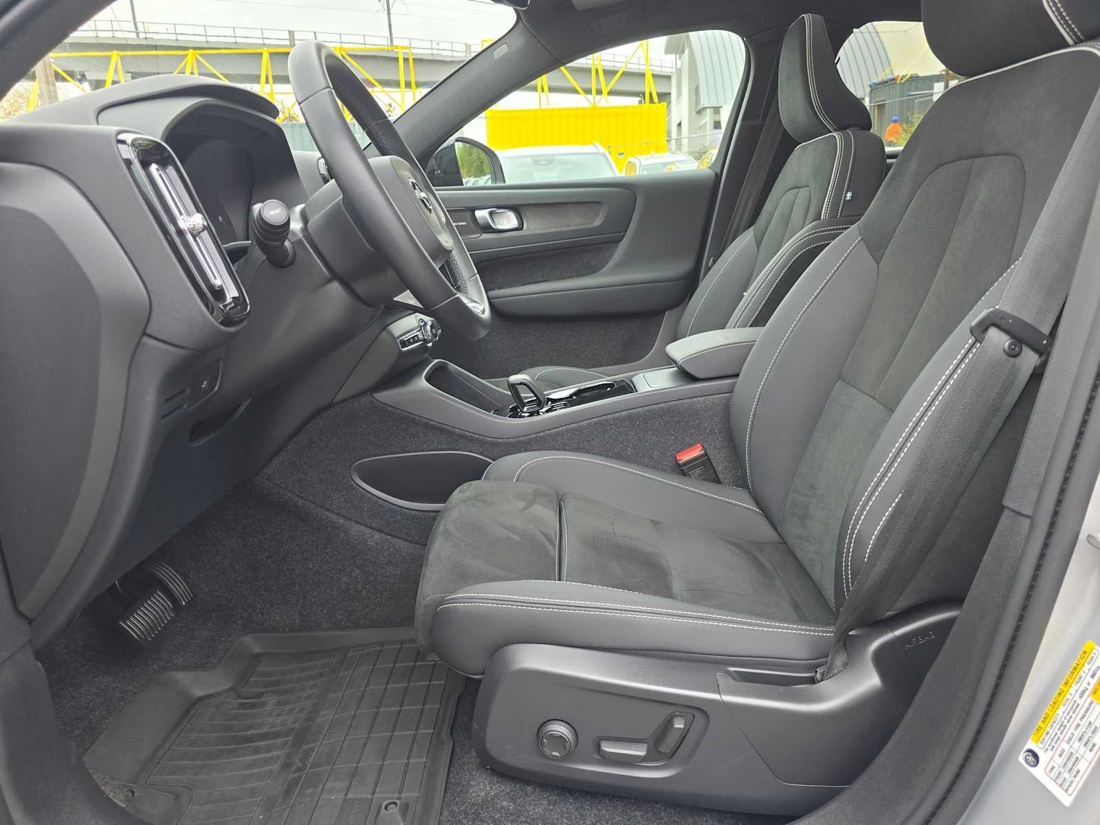 2023 Volvo C40 Recharge Pure Electric Ultimate