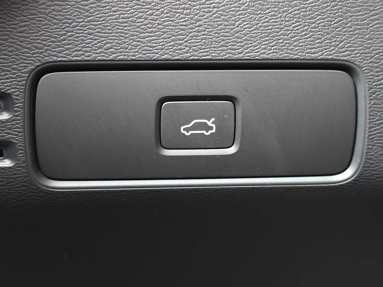 2023 Volvo C40 Recharge Pure Electric Ultimate