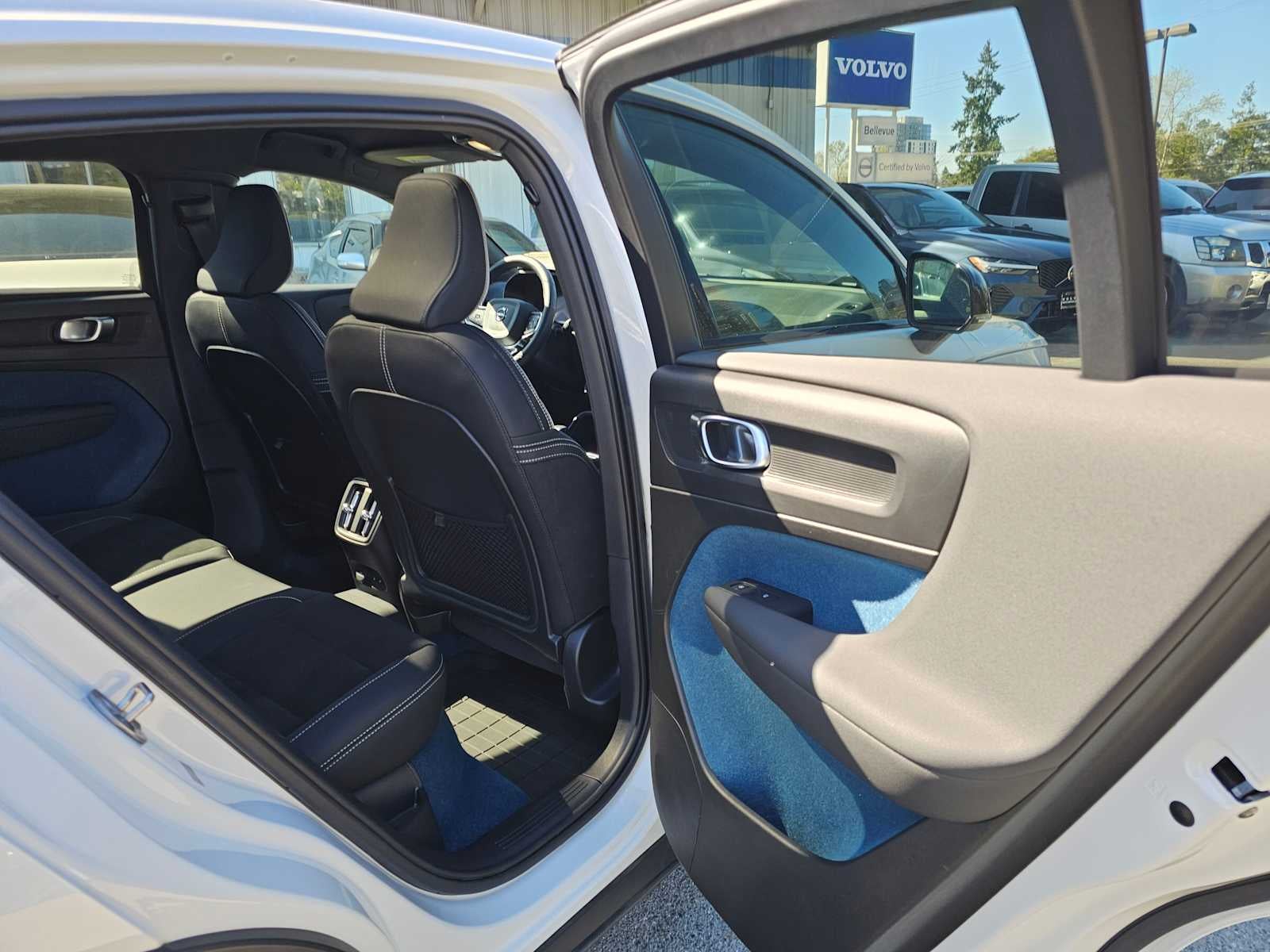 2023 Volvo C40 Recharge Pure Electric Ultimate