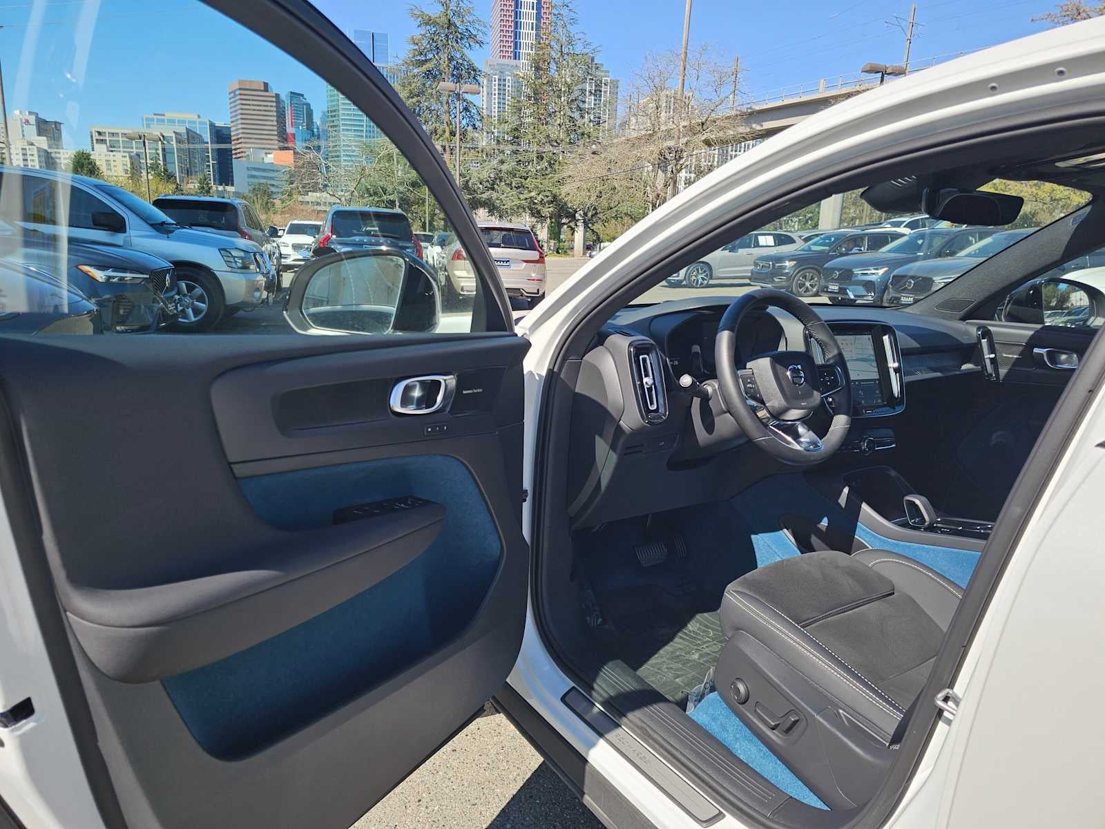 2023 Volvo C40 Recharge Pure Electric Ultimate