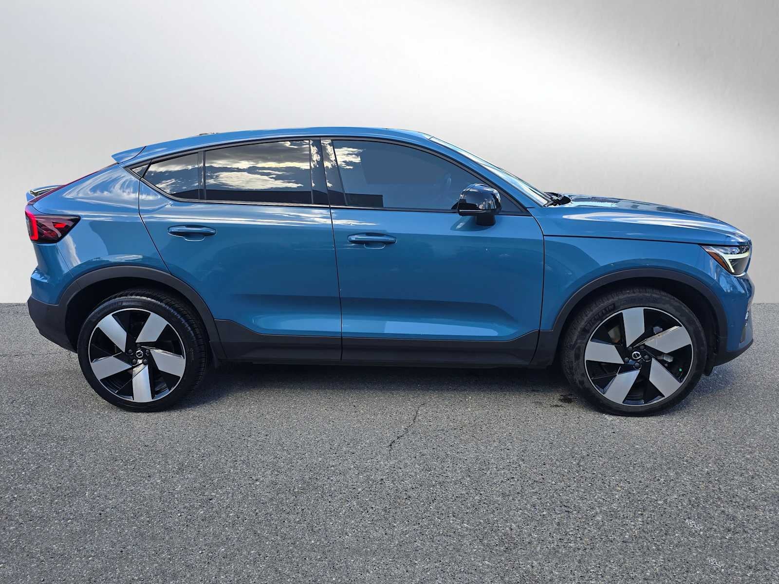 2023 Volvo C40 Recharge Pure Electric Ultimate