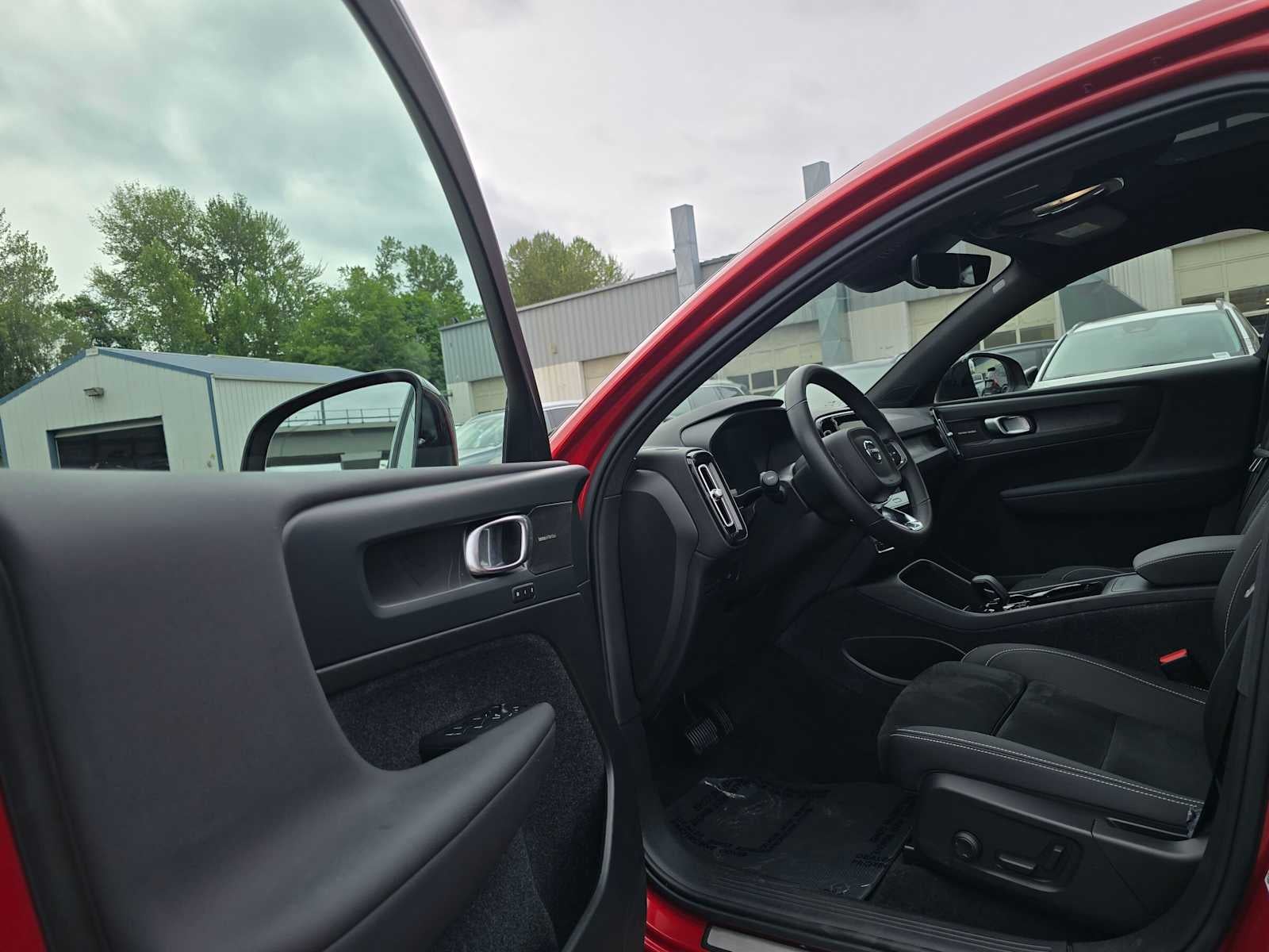2023 Volvo C40 Recharge Pure Electric Ultimate