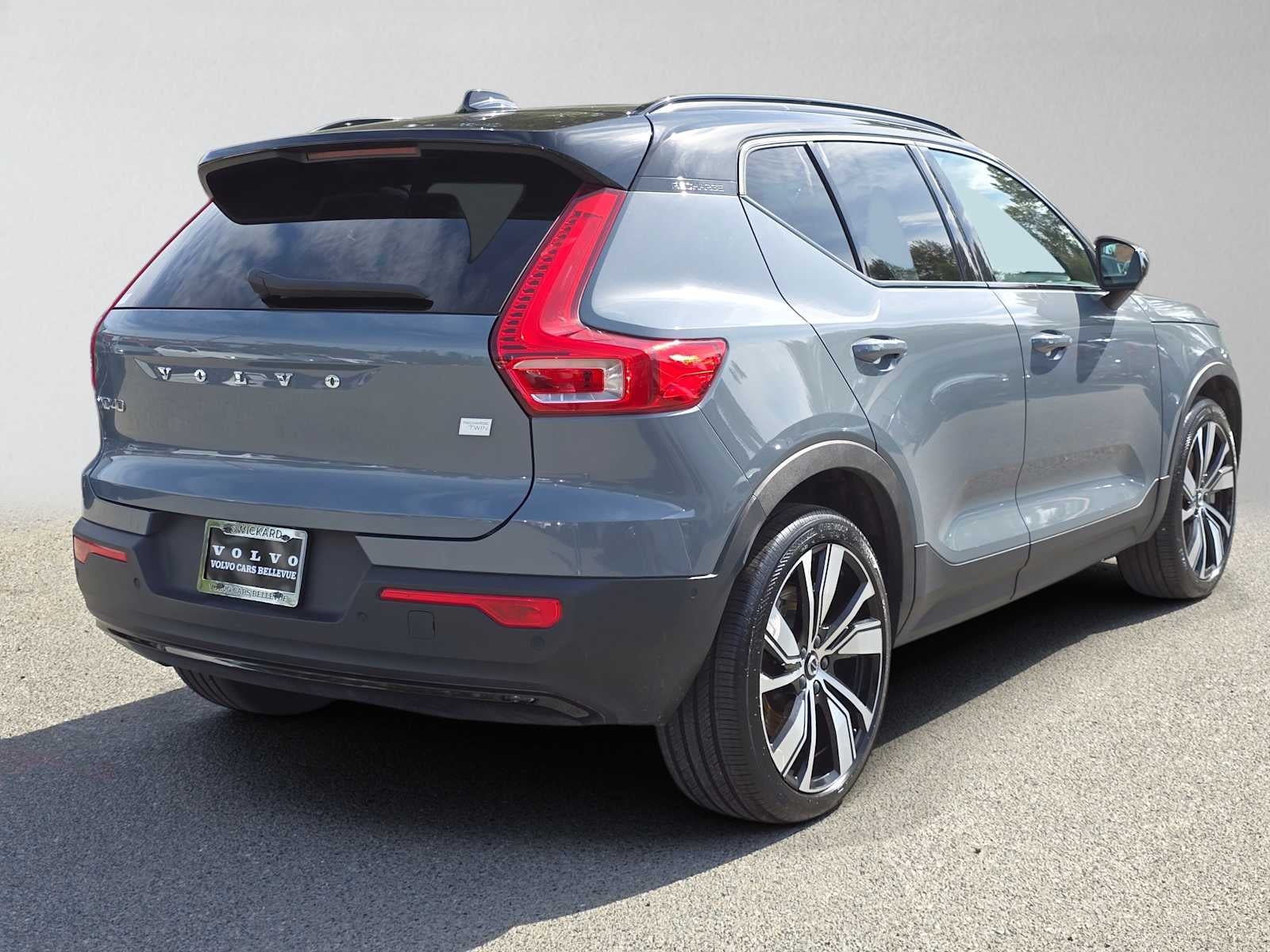2022 Volvo XC40 Recharge Pure Electric Twin Ultimate