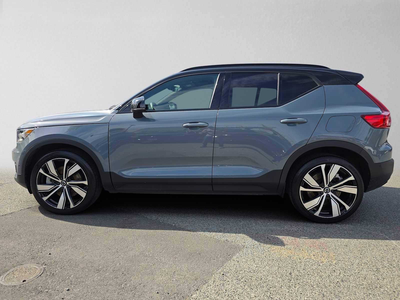 2022 Volvo XC40 Recharge Pure Electric Twin Ultimate