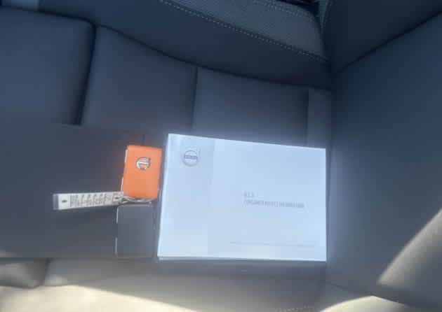 2023 Volvo XC40 Recharge Pure Electric Core