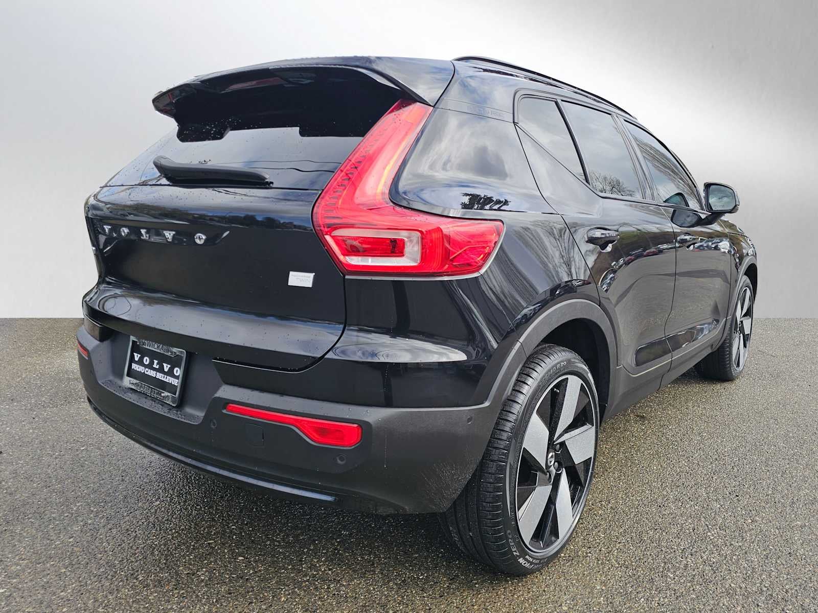 2023 Volvo XC40 Recharge Pure Electric Ultimate