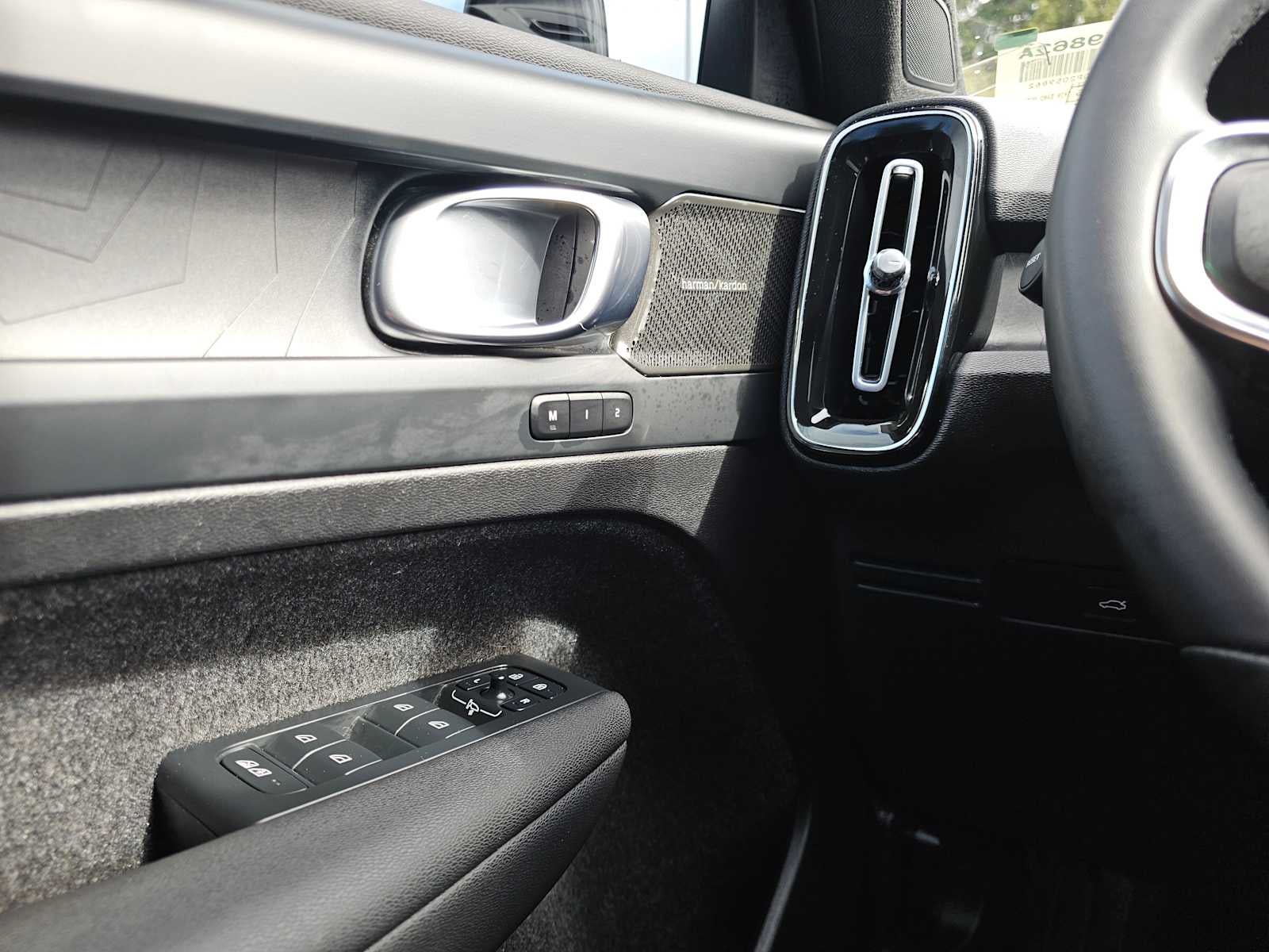 2023 Volvo XC40 Recharge Pure Electric Ultimate