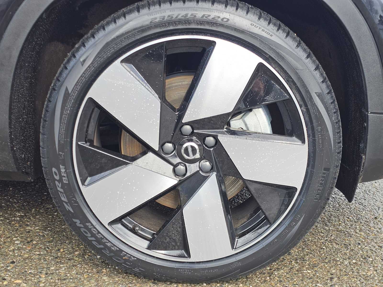 2023 Volvo XC40 Recharge Pure Electric Ultimate