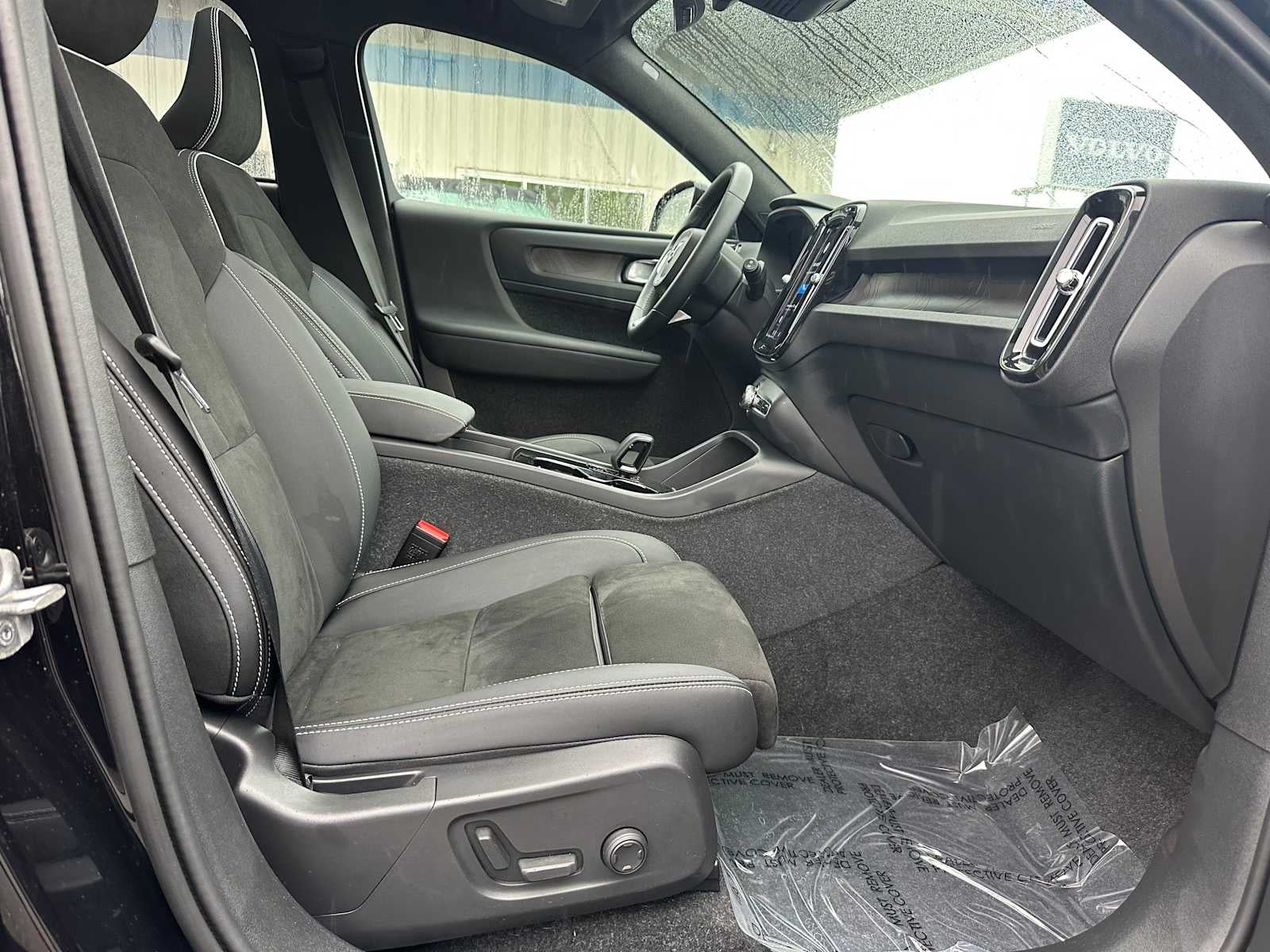 2023 Volvo XC40 Recharge Pure Electric Ultimate
