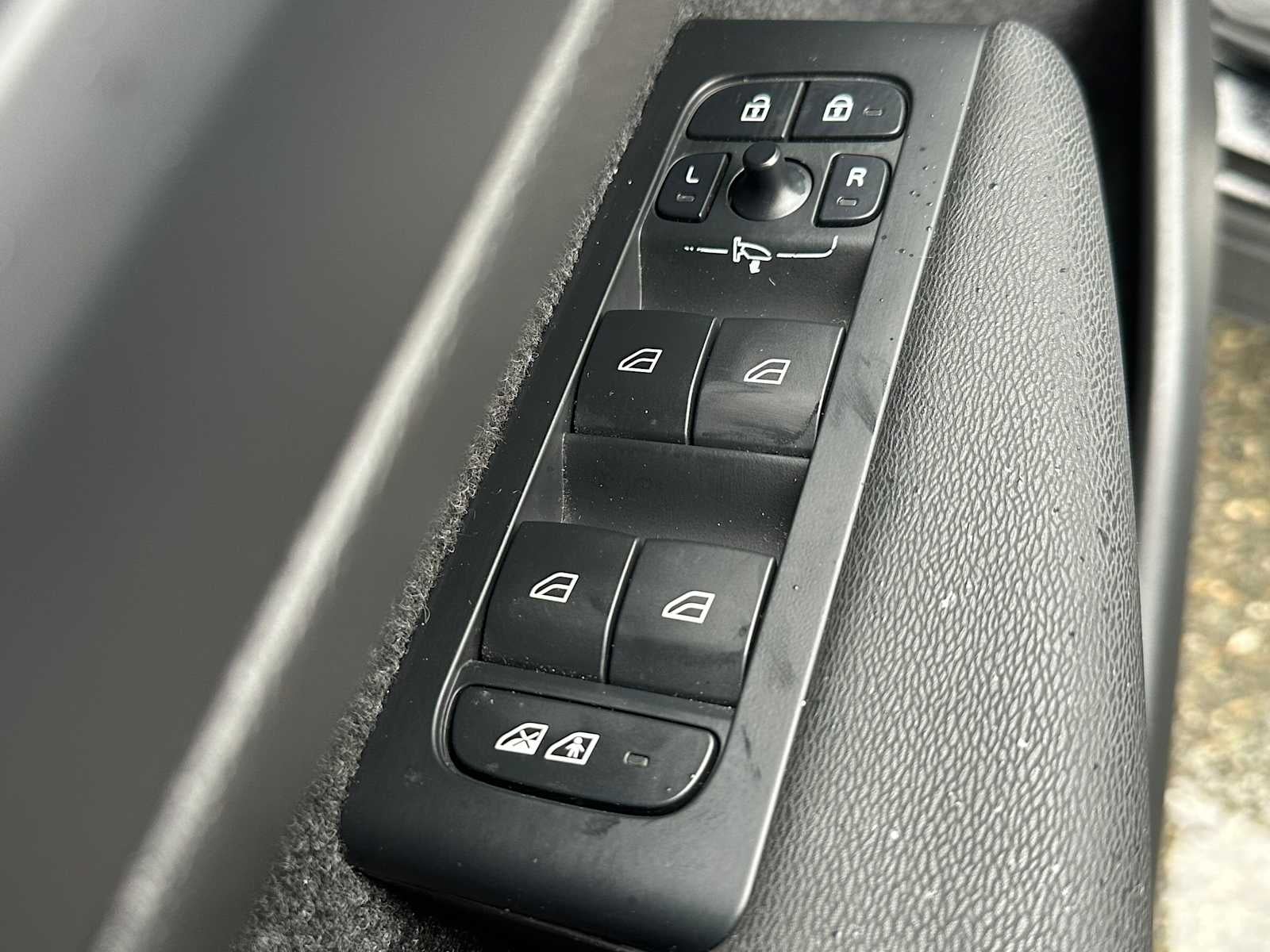 2023 Volvo XC40 Recharge Pure Electric Ultimate