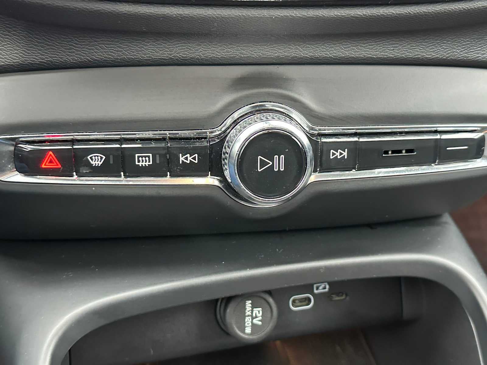 2023 Volvo XC40 Recharge Pure Electric Ultimate