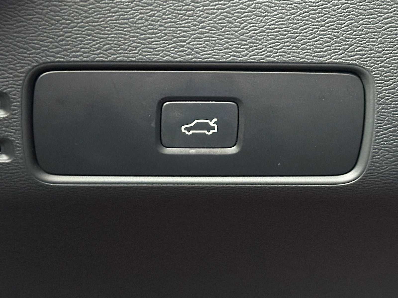 2023 Volvo XC40 Recharge Pure Electric Ultimate