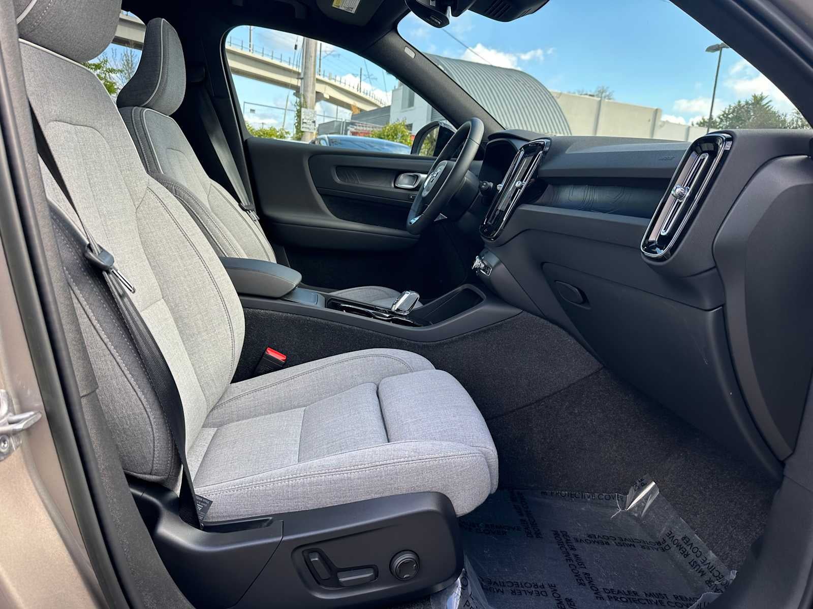 2023 Volvo XC40 Recharge Pure Electric Ultimate
