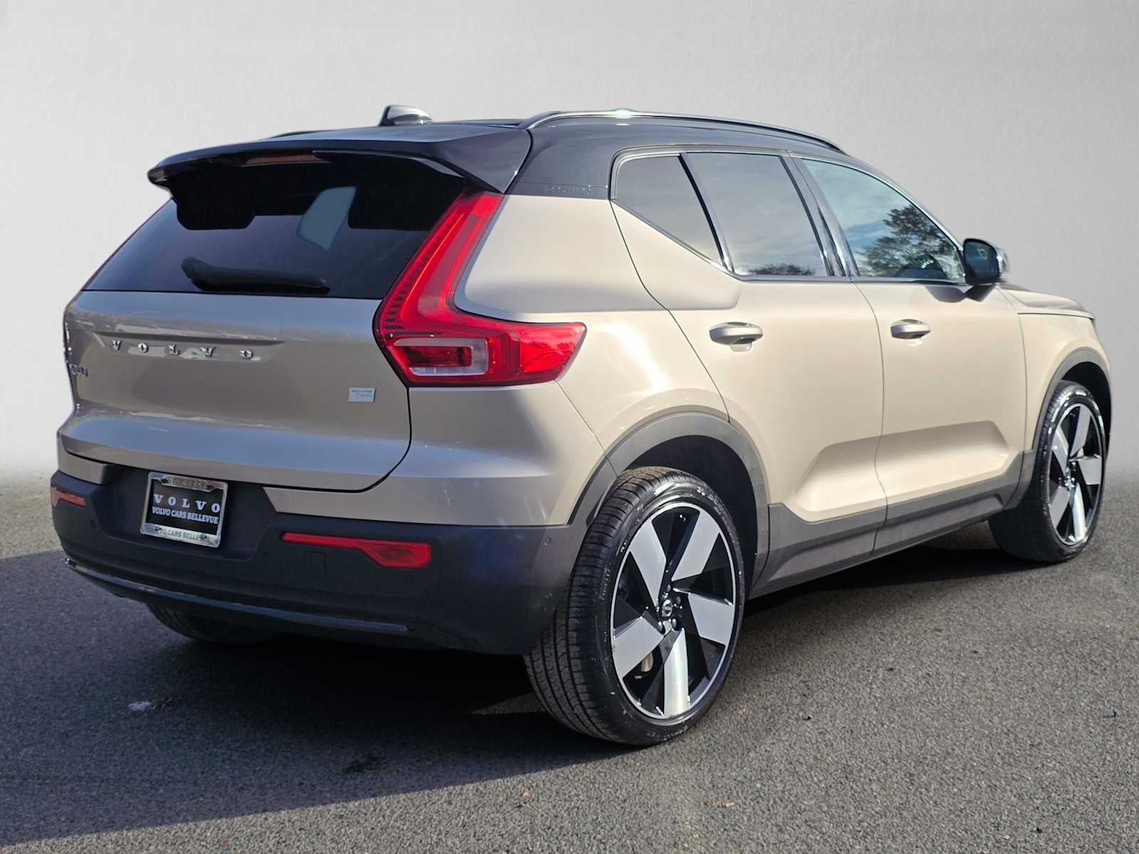 2023 Volvo XC40 Recharge Pure Electric Ultimate