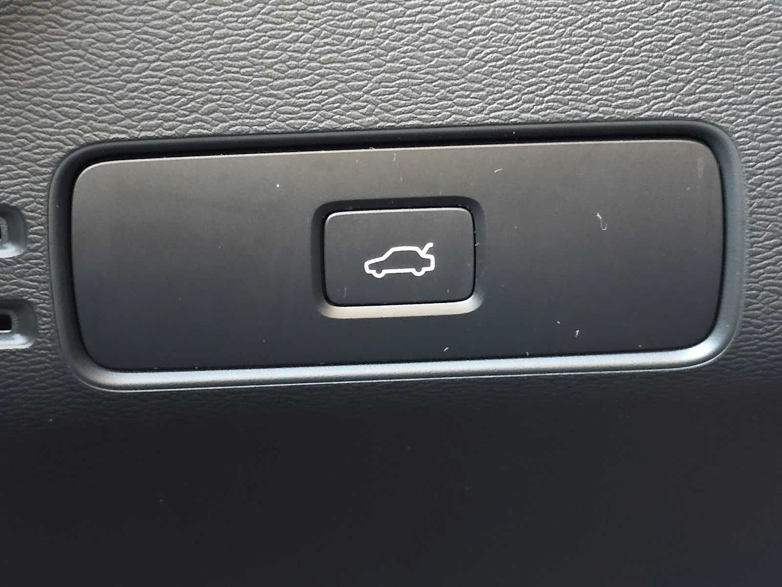 2023 Volvo XC40 Recharge Pure Electric Ultimate