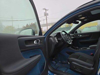 2023 Volvo XC40 Recharge Pure Electric Ultimate