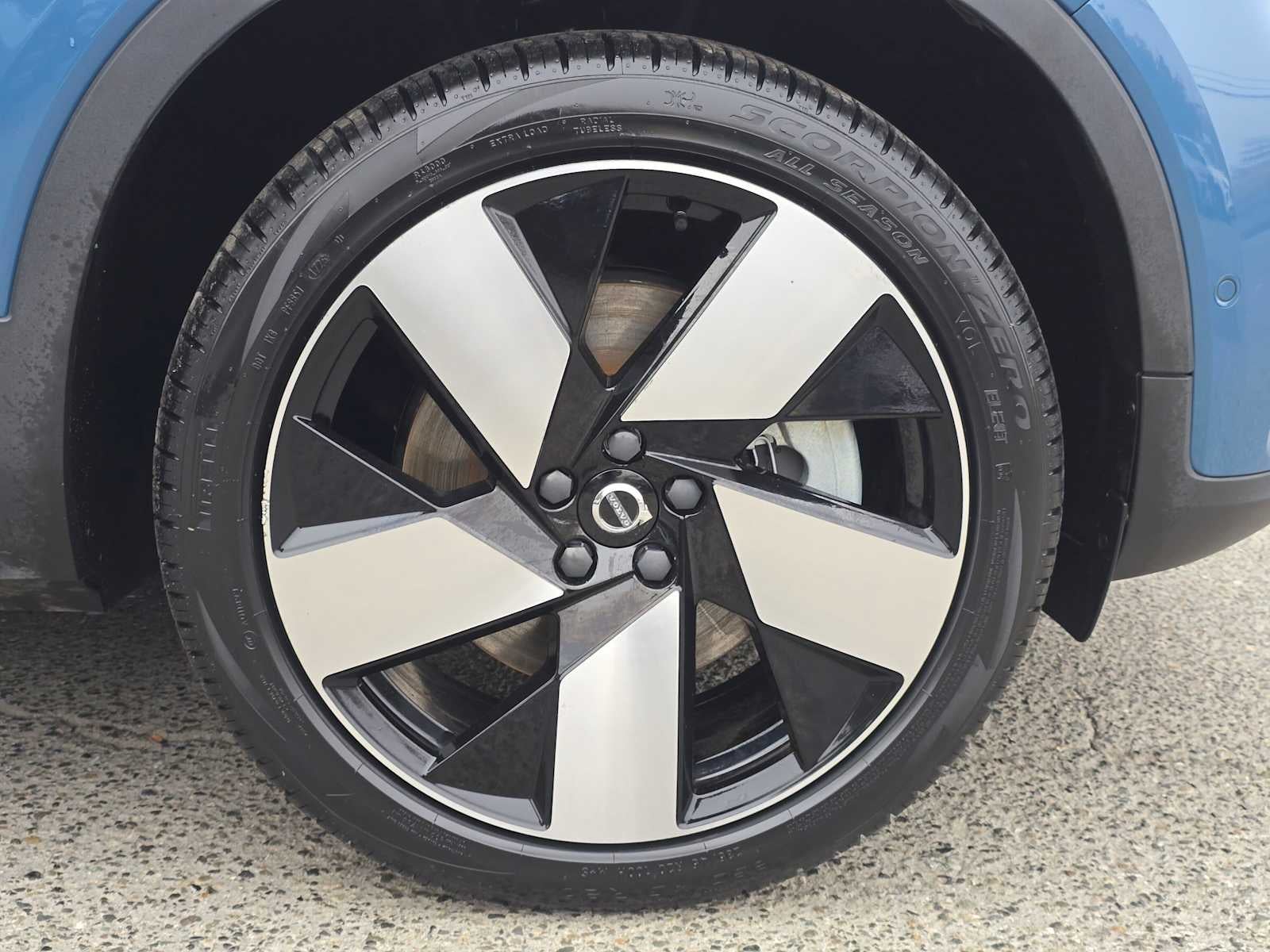 2023 Volvo XC40 Recharge Pure Electric Ultimate
