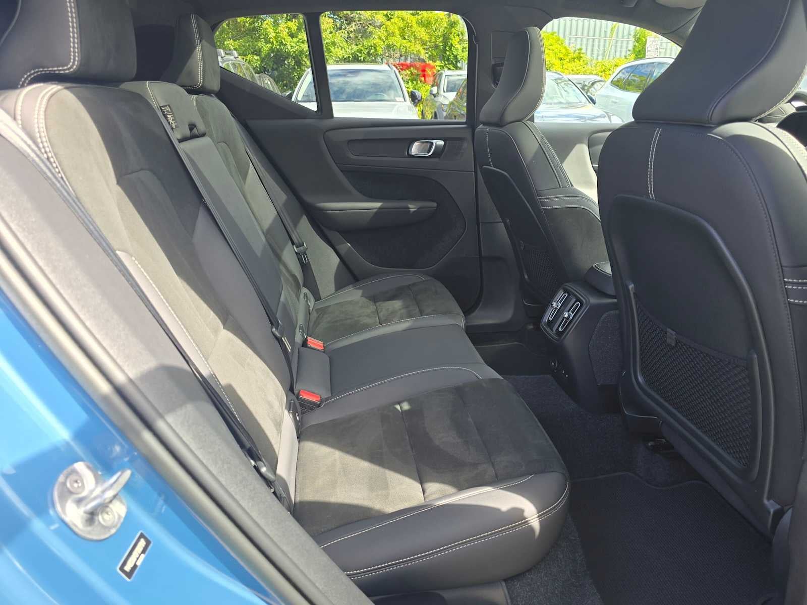 2023 Volvo XC40 Recharge Pure Electric Ultimate