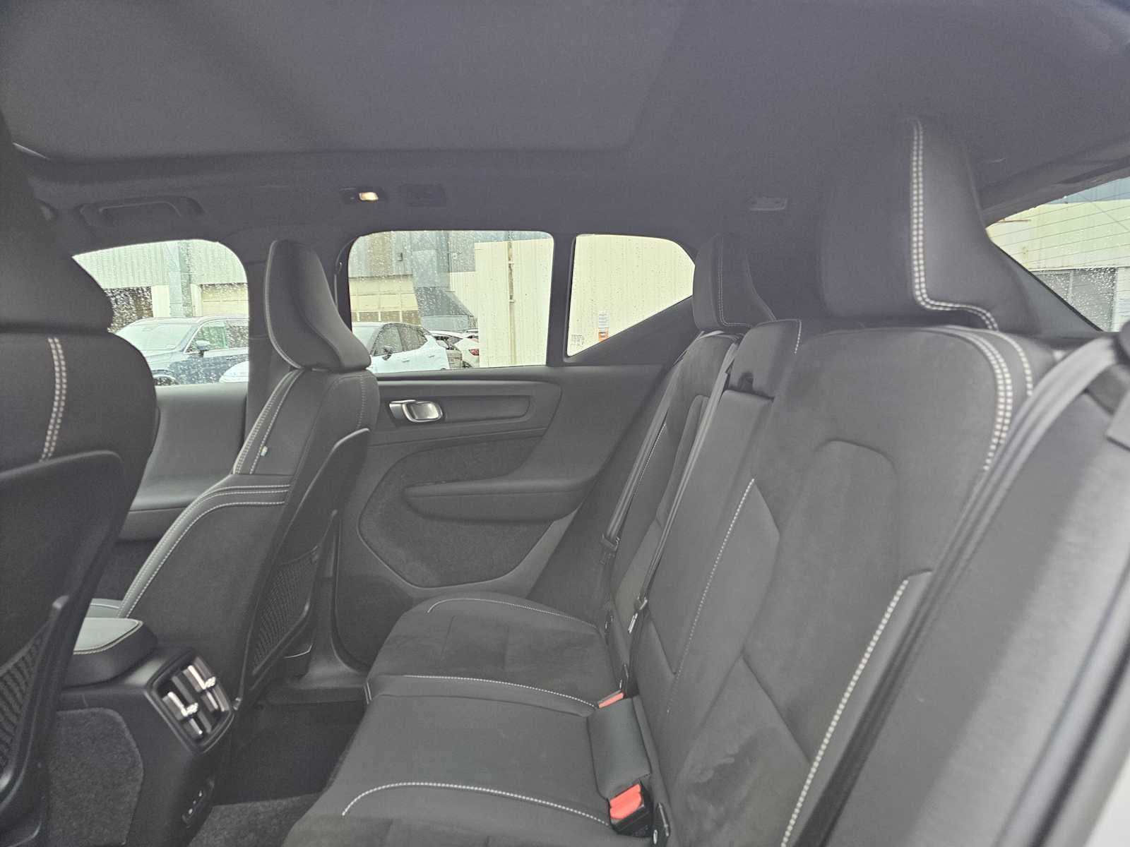 2023 Volvo XC40 Recharge Pure Electric Ultimate