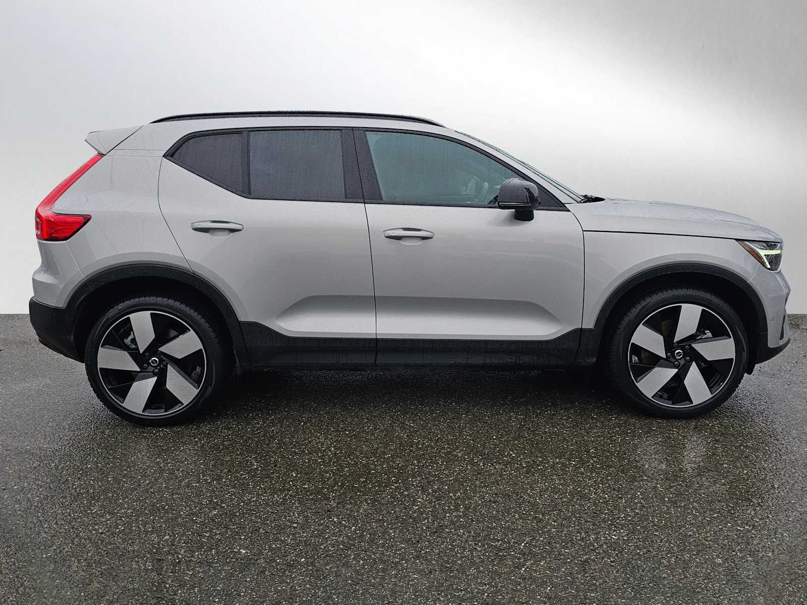 2023 Volvo XC40 Recharge Pure Electric Ultimate