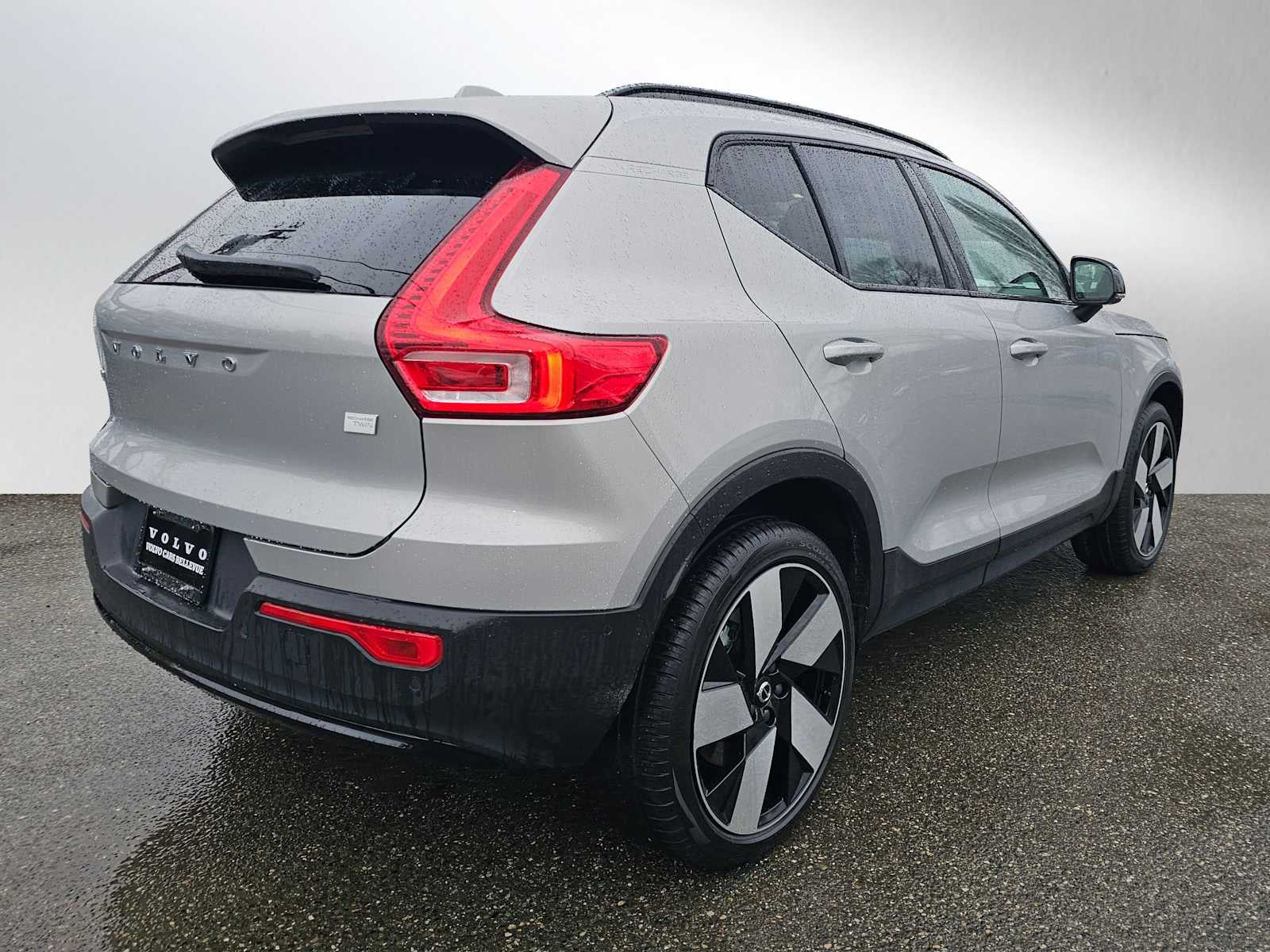2023 Volvo XC40 Recharge Pure Electric Ultimate
