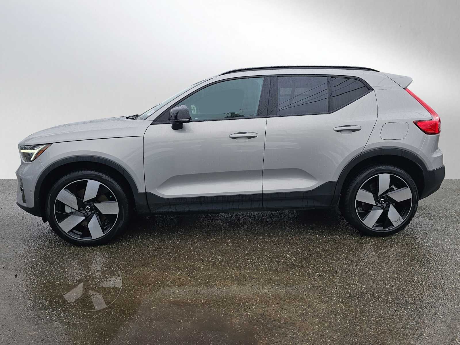 2023 Volvo XC40 Recharge Pure Electric Ultimate