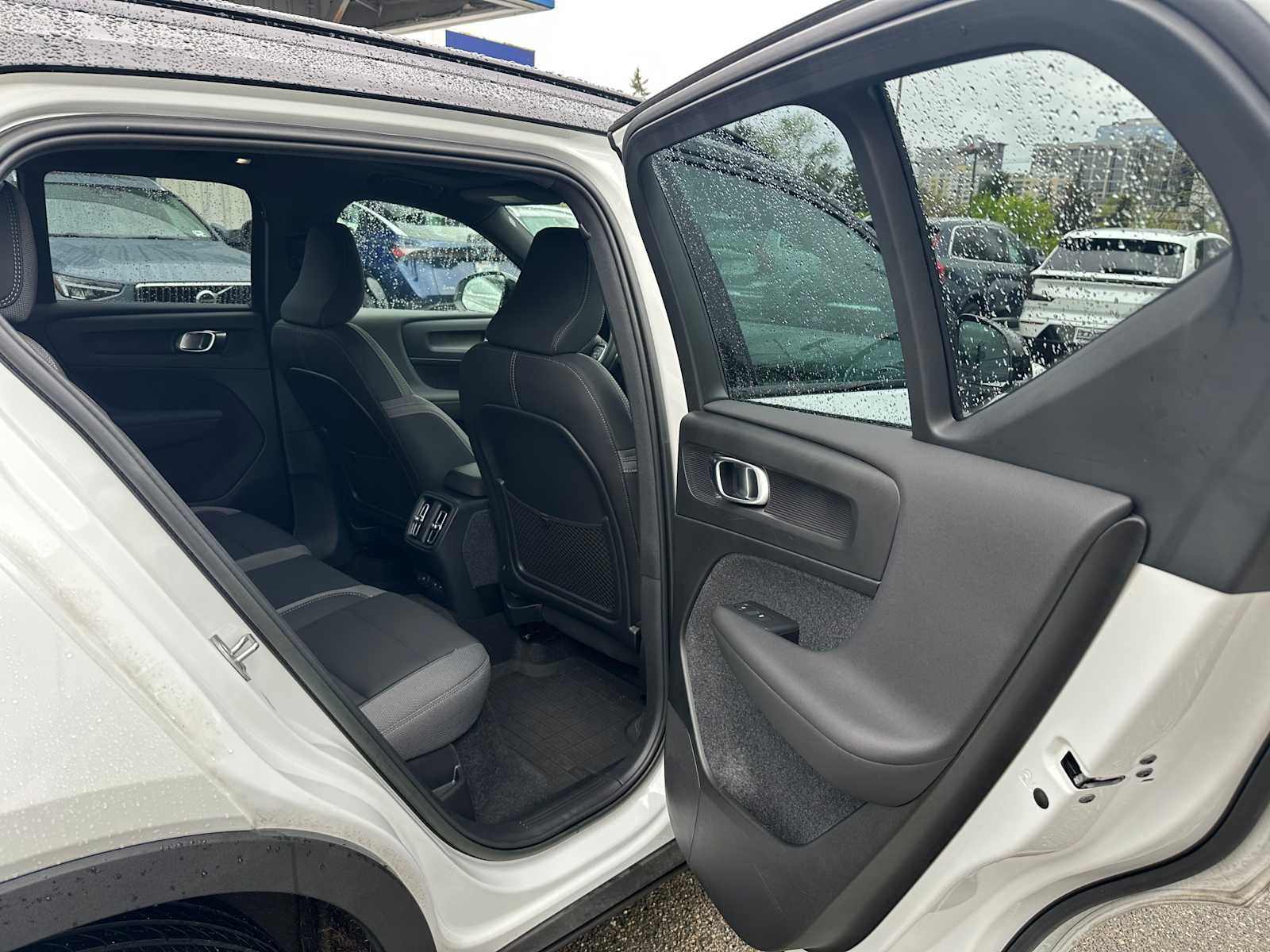 2023 Volvo XC40 Recharge Pure Electric Ultimate