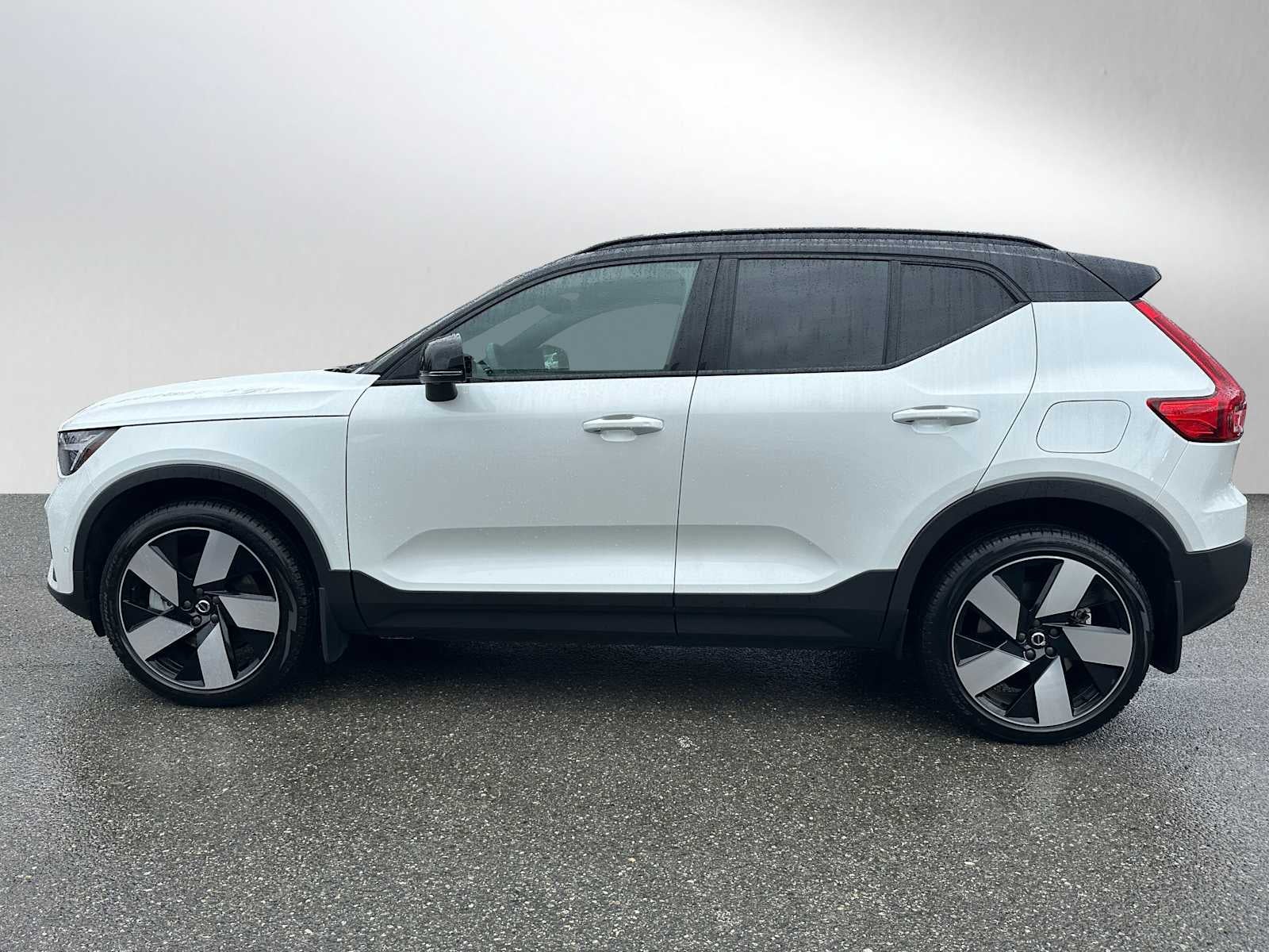 2023 Volvo XC40 Recharge Pure Electric Ultimate