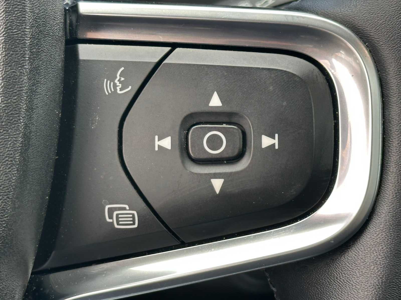 2023 Volvo XC40 Recharge Pure Electric Ultimate