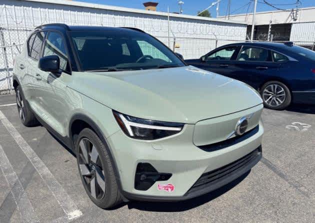 2023 Volvo XC40 Recharge Pure Electric Ultimate