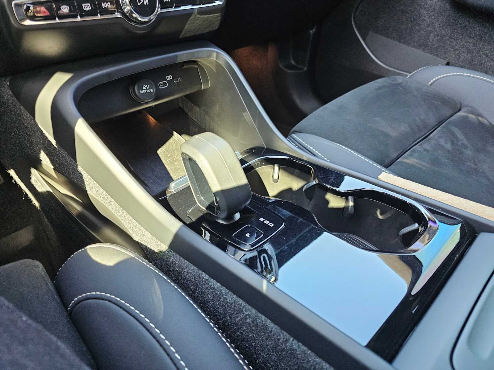 2023 Volvo XC40 Recharge Pure Electric Ultimate