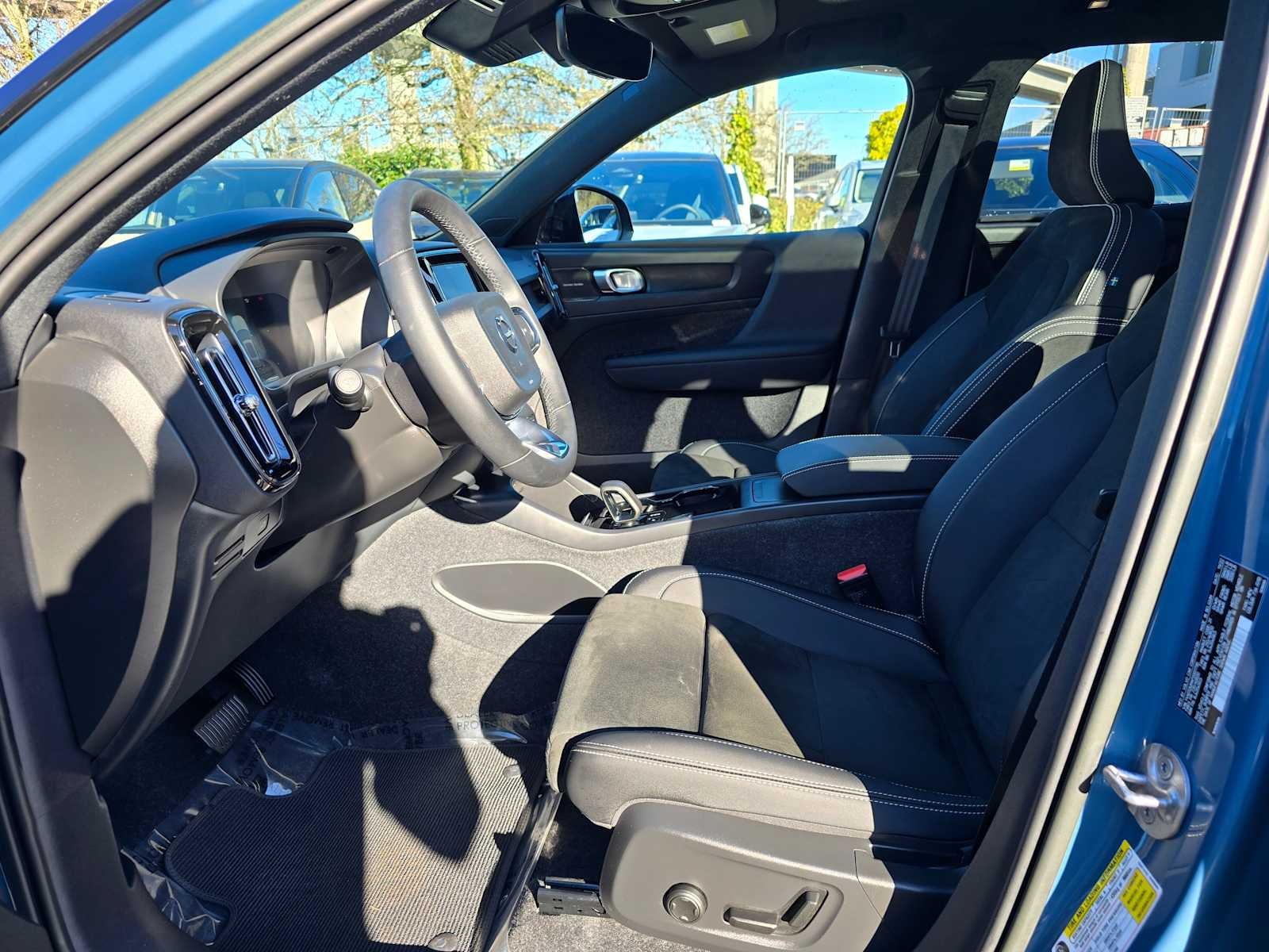 2023 Volvo XC40 Recharge Pure Electric Ultimate