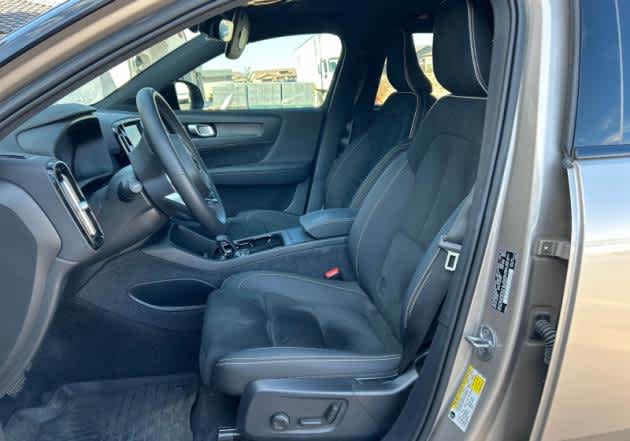 2023 Volvo XC40 Recharge Pure Electric Ultimate