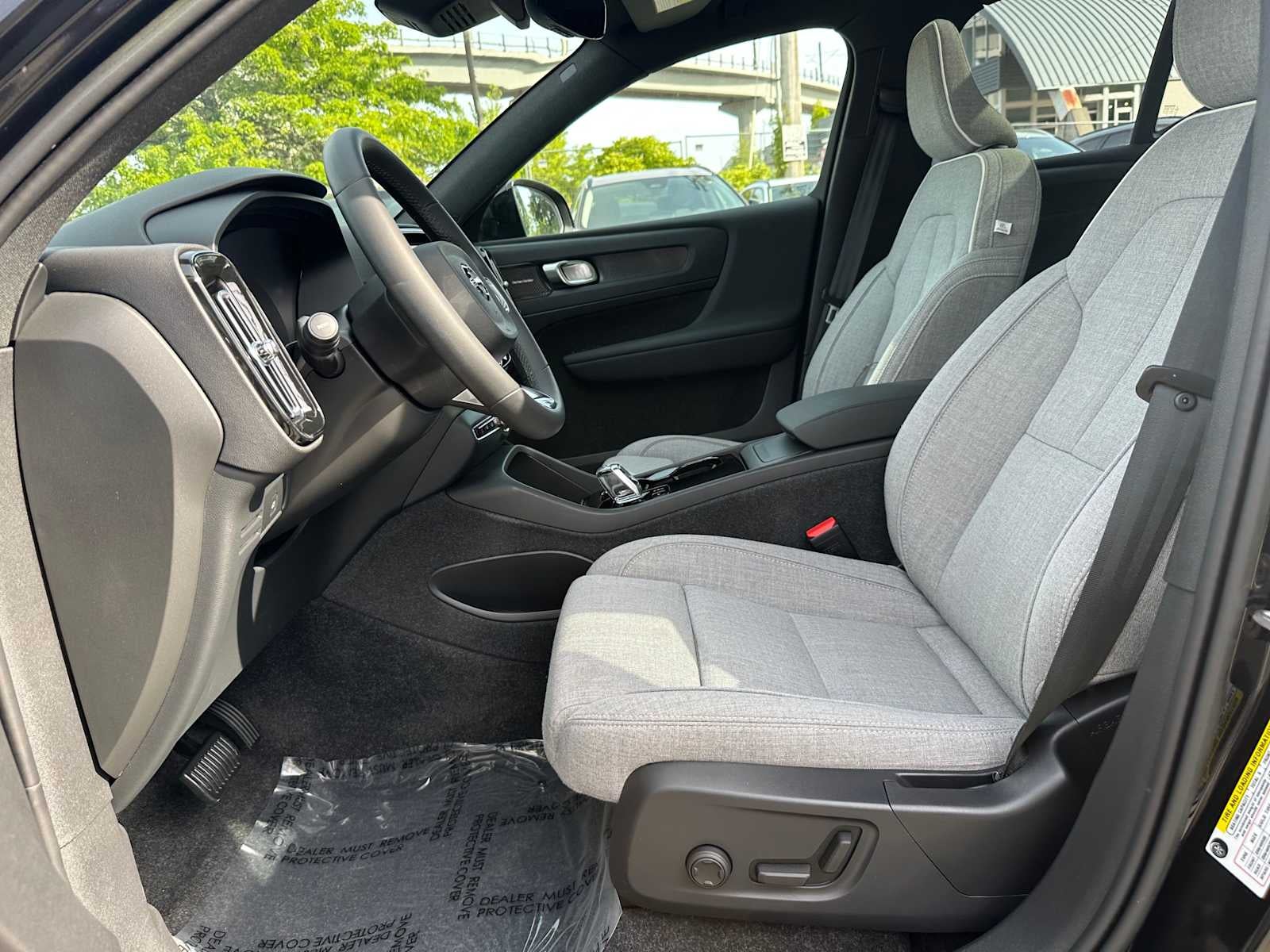 2023 Volvo XC40 Recharge Pure Electric Ultimate