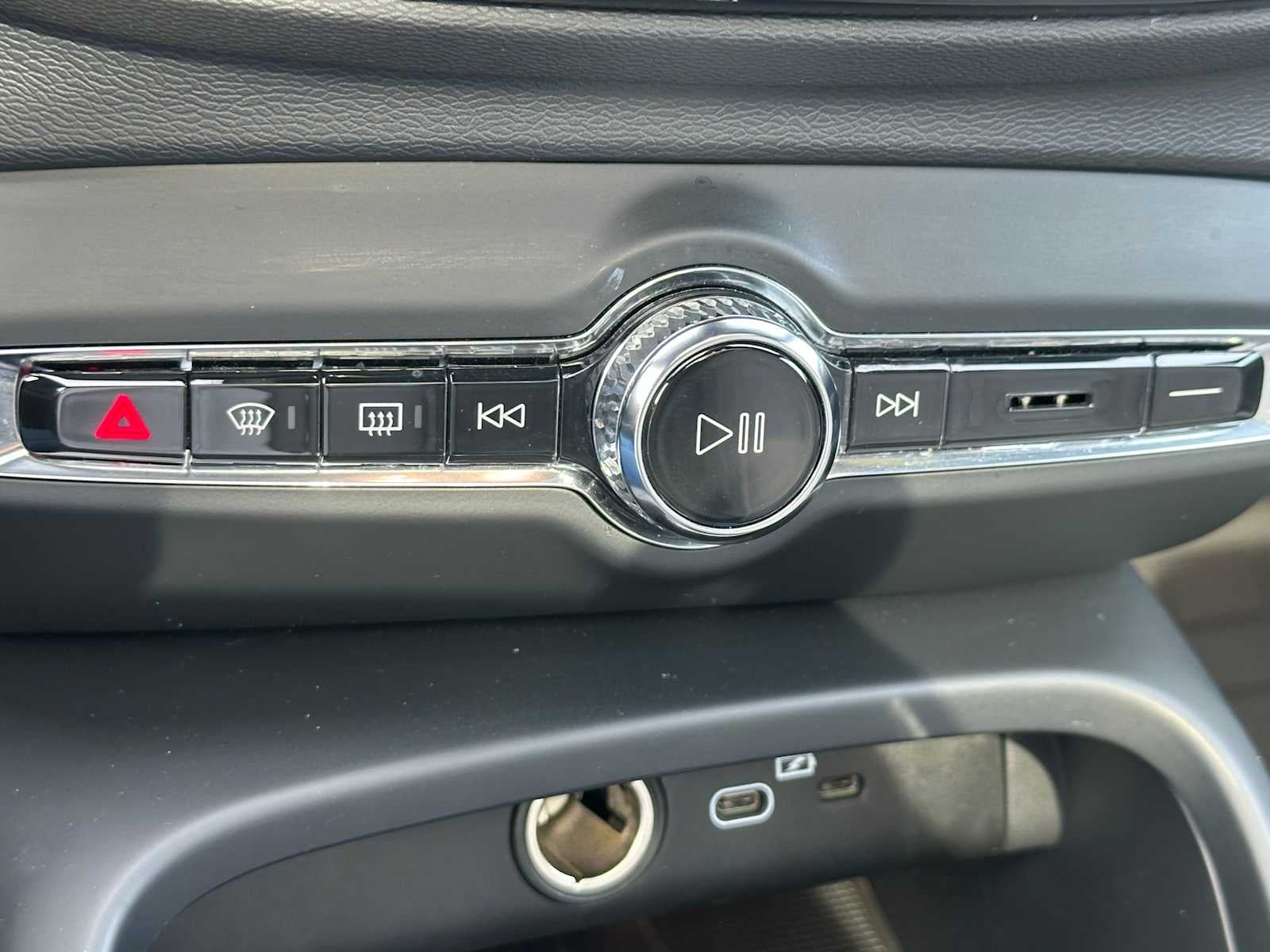 2023 Volvo XC40 Recharge Pure Electric Ultimate