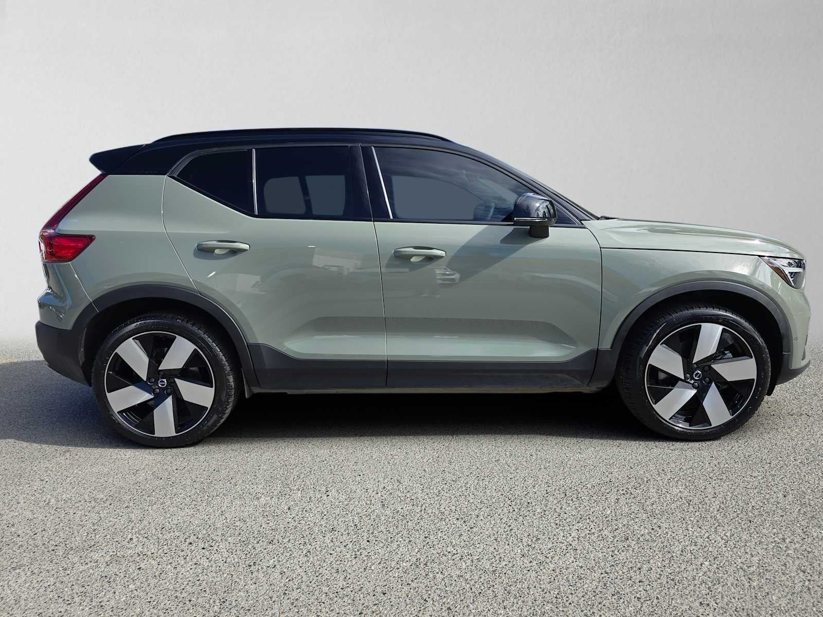 2023 Volvo XC40 Recharge Pure Electric Ultimate