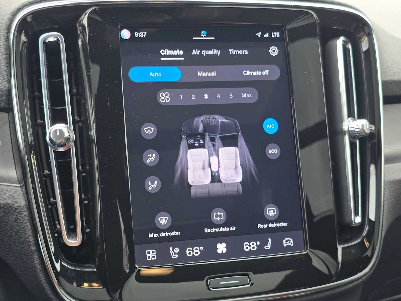 2023 Volvo XC40 Recharge Pure Electric Ultimate