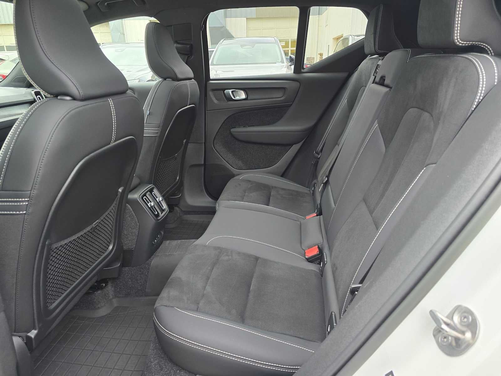 2023 Volvo XC40 Recharge Pure Electric Ultimate