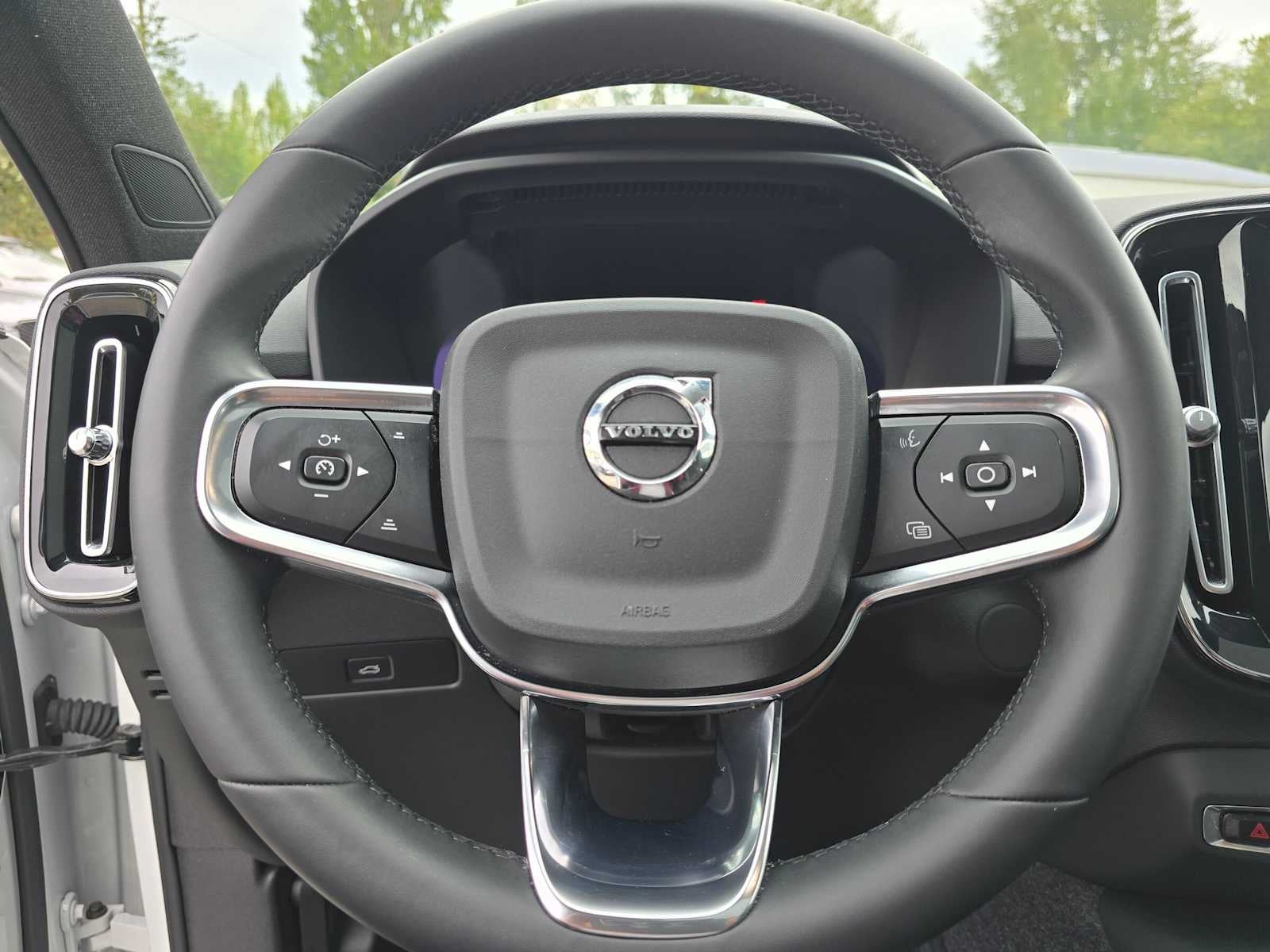 2023 Volvo XC40 Recharge Pure Electric Ultimate