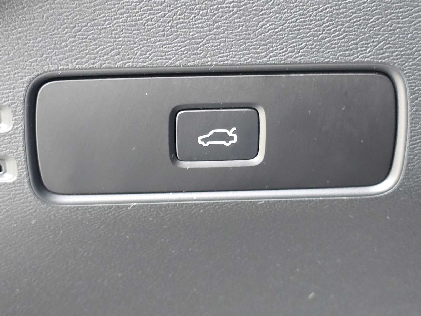 2023 Volvo XC40 Recharge Pure Electric Ultimate