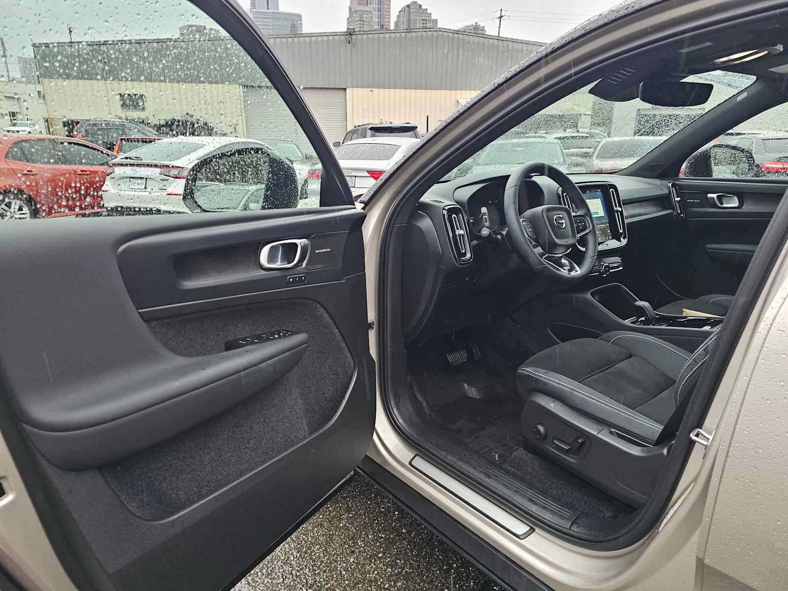 2023 Volvo XC40 Recharge Pure Electric Ultimate