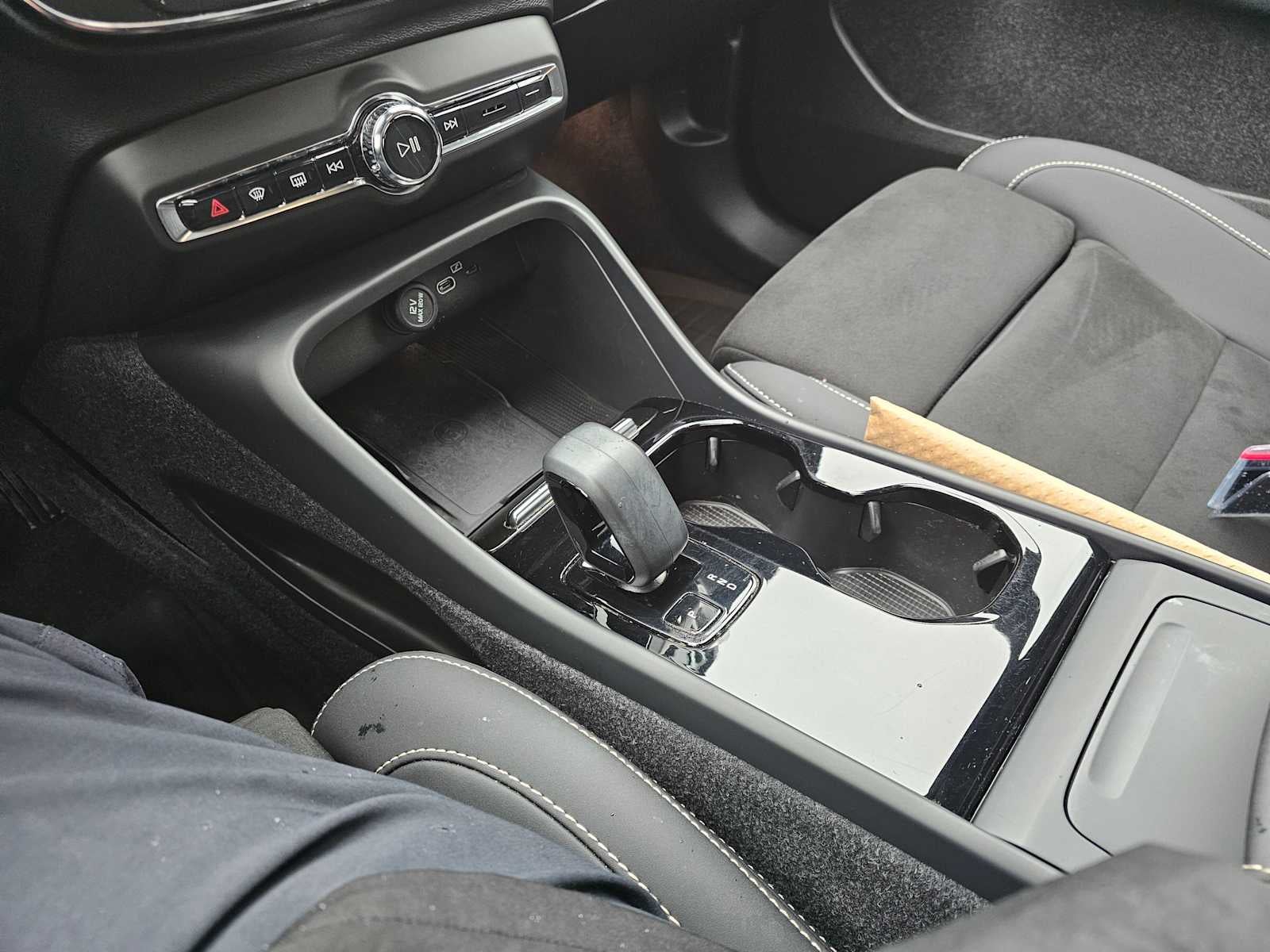 2023 Volvo XC40 Recharge Pure Electric Ultimate