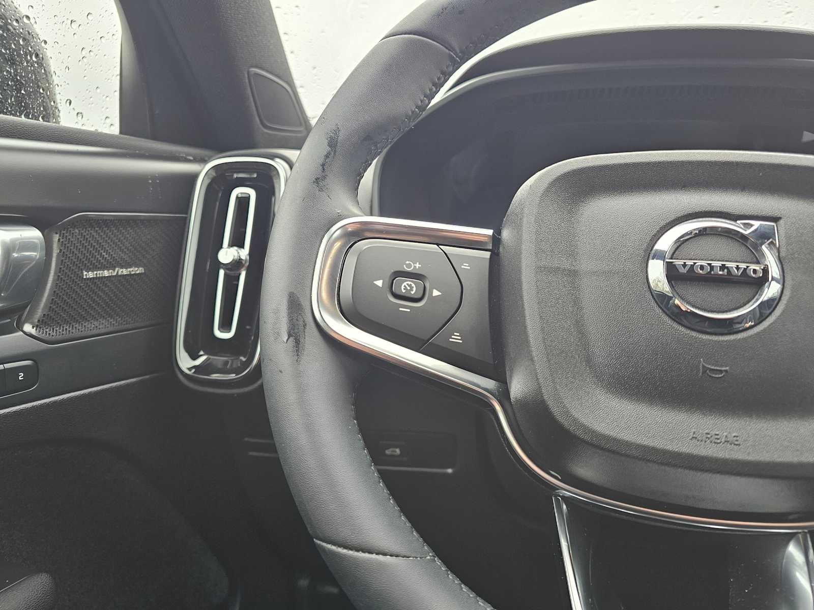 2023 Volvo XC40 Recharge Pure Electric Ultimate