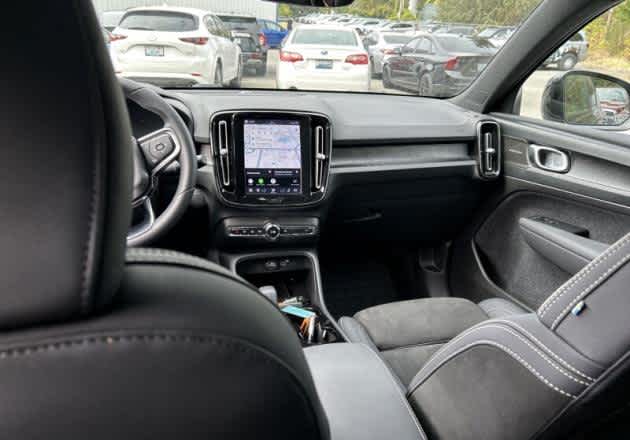 2023 Volvo XC40 Recharge Pure Electric Ultimate
