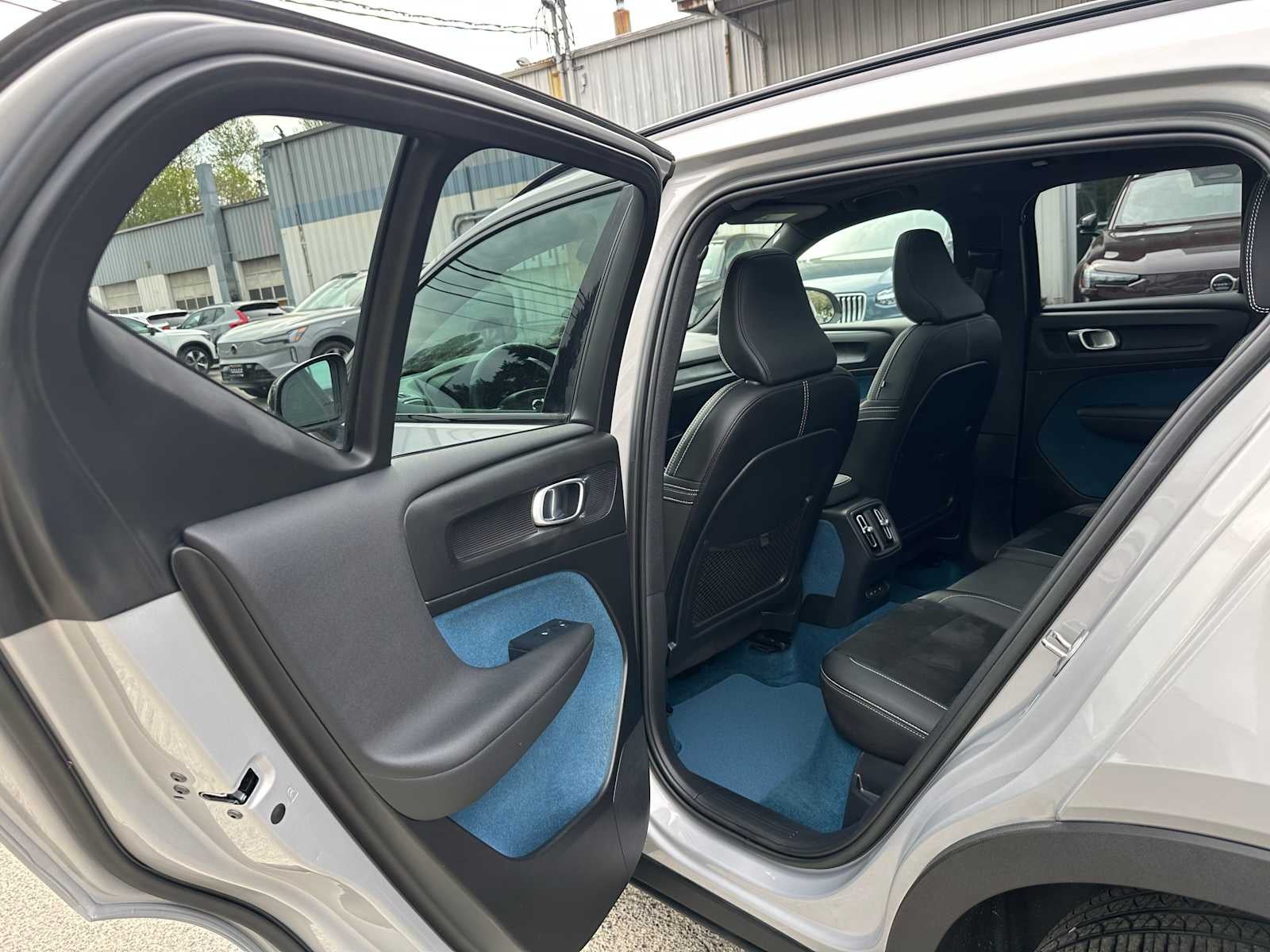 2023 Volvo XC40 Recharge Pure Electric Ultimate