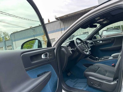 2023 Volvo XC40 Recharge Pure Electric Ultimate