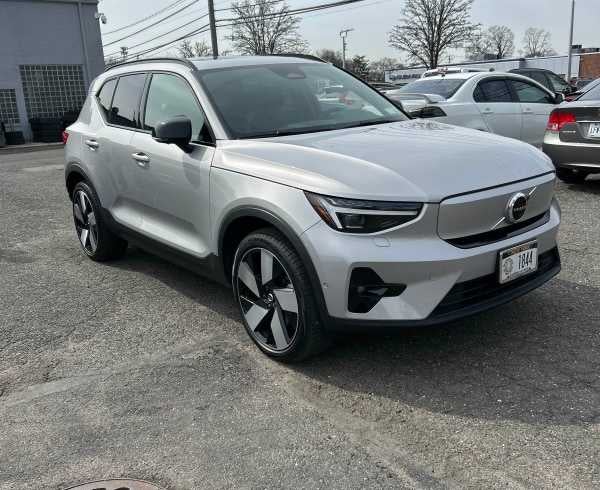 2023 Volvo XC40 Recharge Pure Electric Ultimate